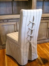 Декоративные чехлы на стулья 
