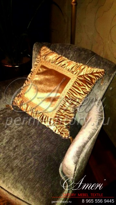 Подушка декорированная шнуром