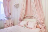 Подушки для детской в розовом цвете