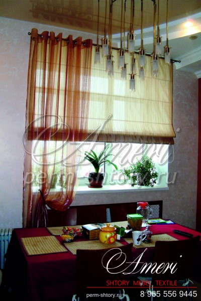 Римская штора в кухне